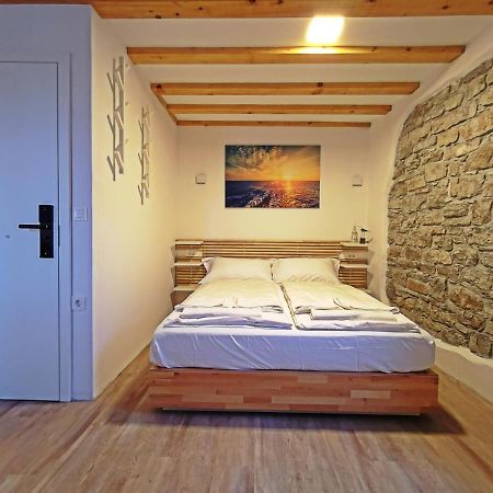 Ribiska Hisa - Old Piran Fisherman'S House Экстерьер фото