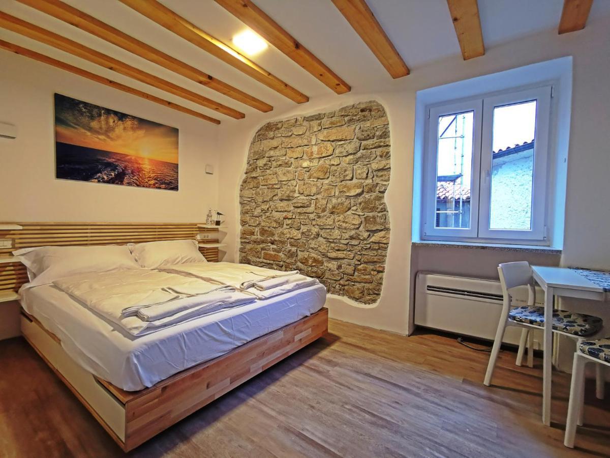 Ribiska Hisa - Old Piran Fisherman'S House Экстерьер фото