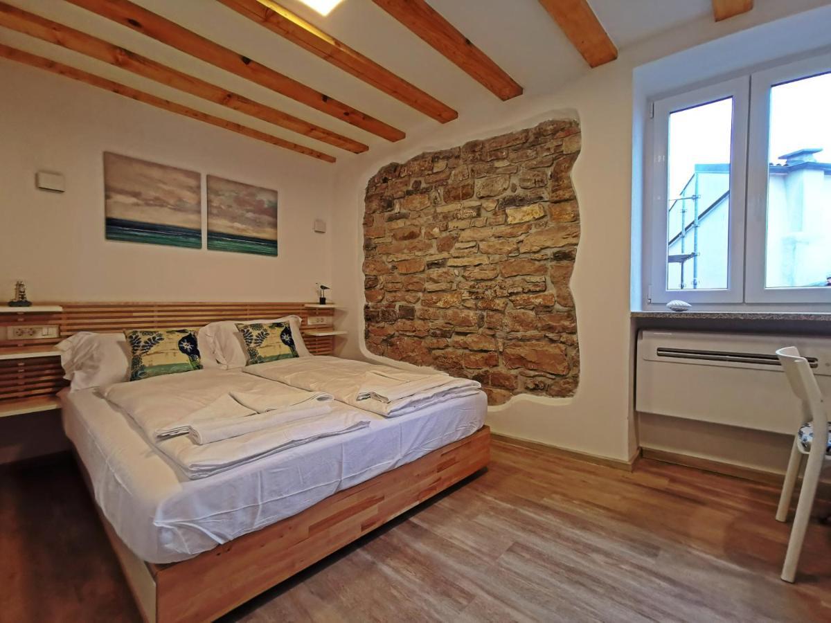 Ribiska Hisa - Old Piran Fisherman'S House Экстерьер фото